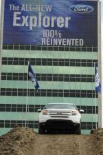 Ford Explorer 2011 года